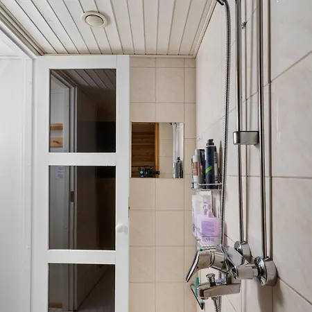 Homelike 3br With Private Sauna In Centre Of *