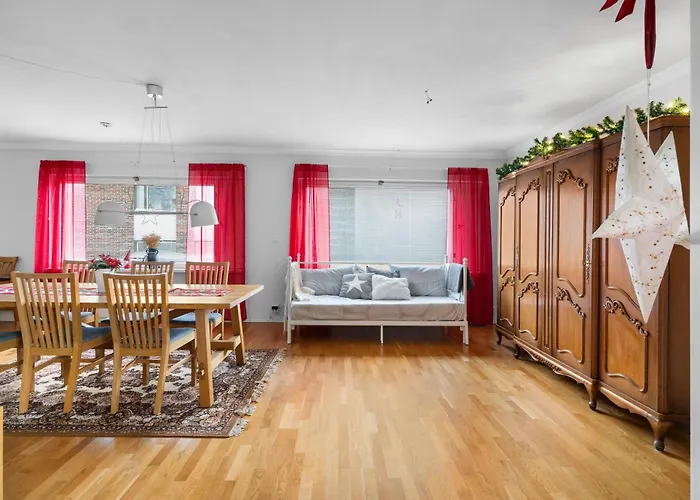 Homelike 3Br With Sauna In City Center